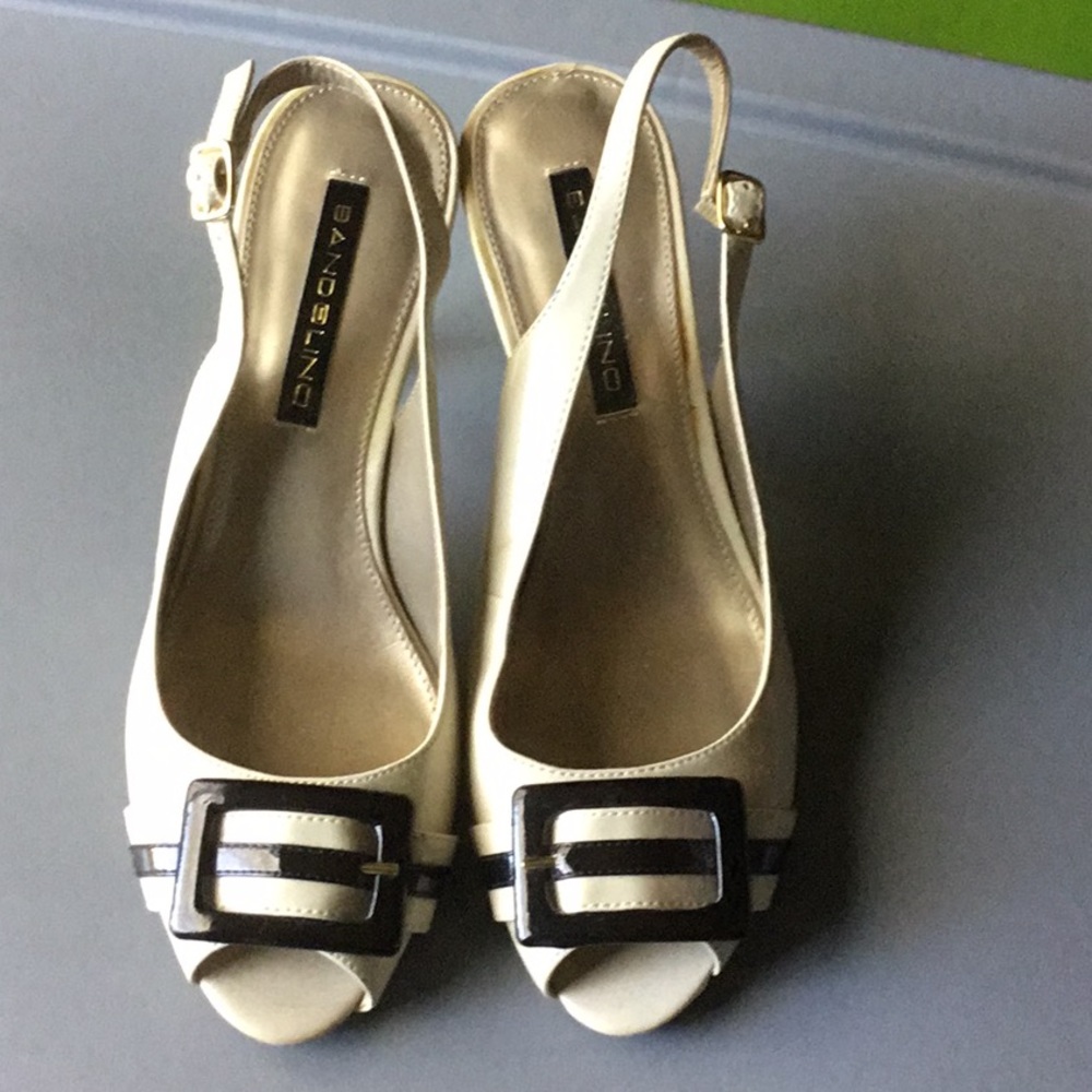 Women’s dress shoes